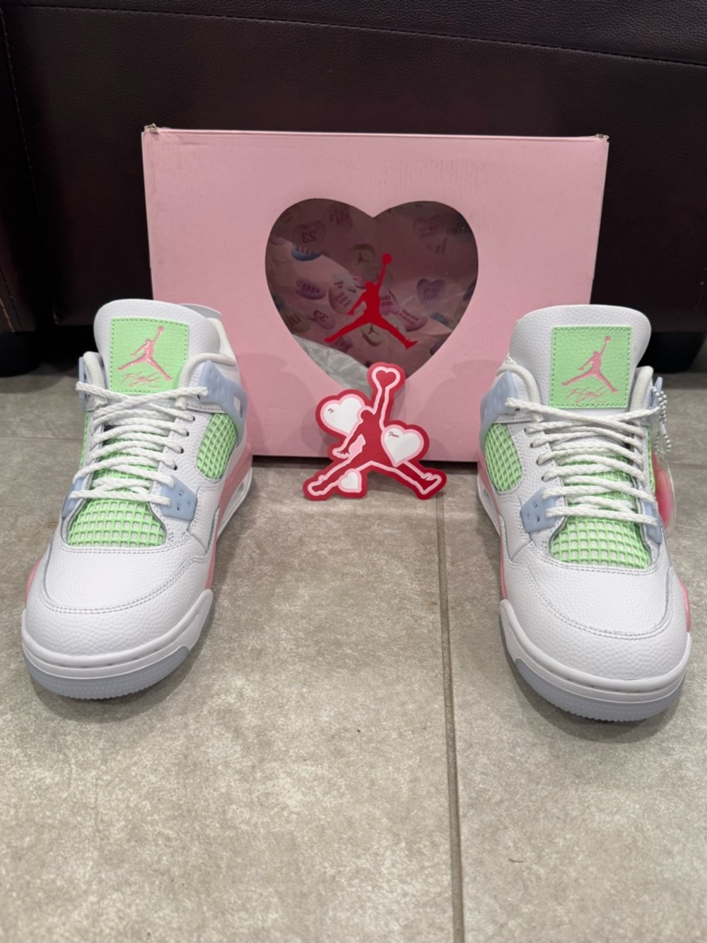 Jordan 4 Retro Valentine's Day 2026 GS Womens Sneakers IB7068-100 - Picture 7 of 9